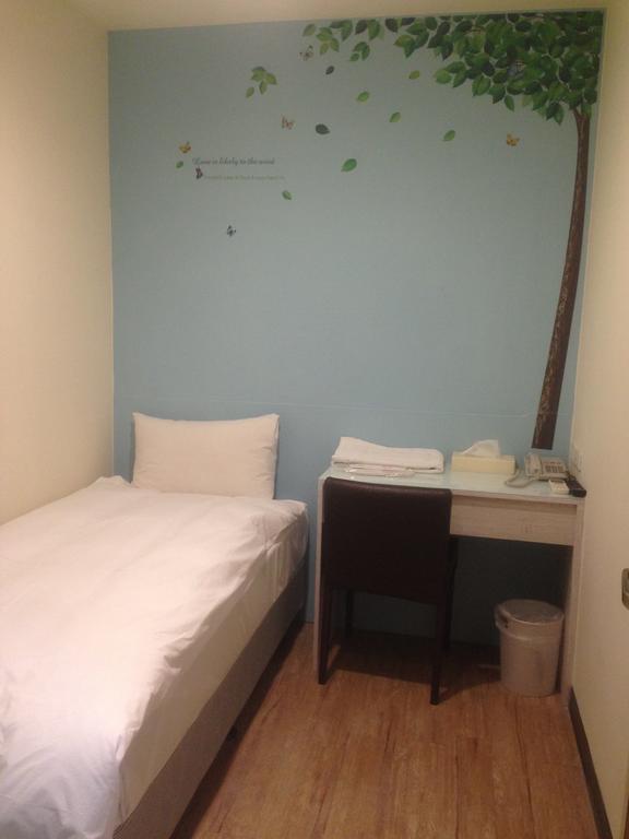 Galaxy Mini Inn Taipei Exterior foto