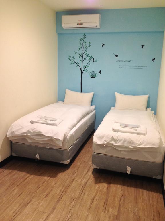 Galaxy Mini Inn Taipei Exterior foto