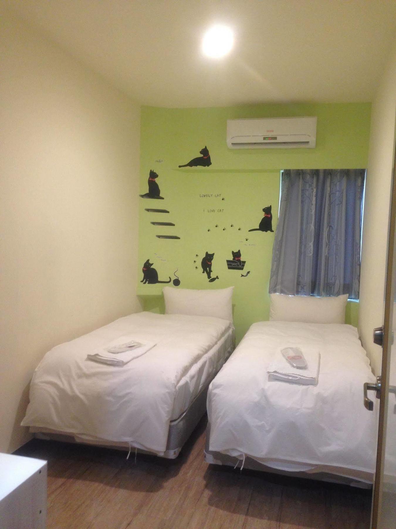 Galaxy Mini Inn Taipei Exterior foto